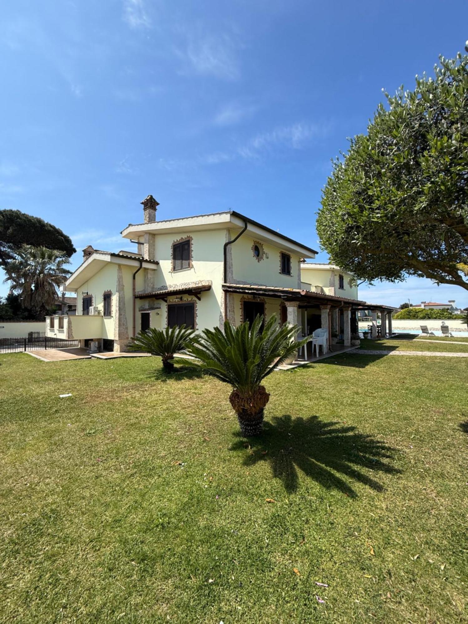 Willa Gold House Luxury Anzio Zewnętrze zdjęcie